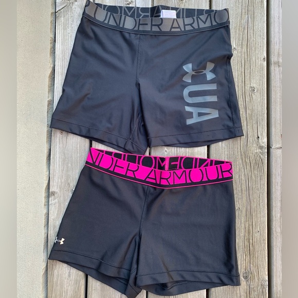 Under Armour Shorts Set of 2 Size Small - Picture 1 of 8